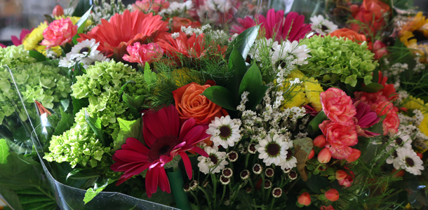 Beautiful make her day floral bouquets